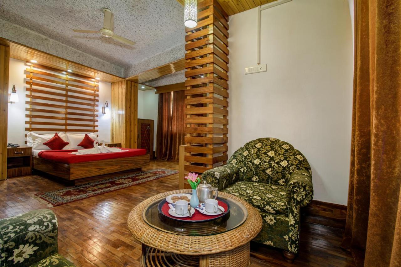 Montis Soyang Premium Heritage Hotel Гангток Экстерьер фото